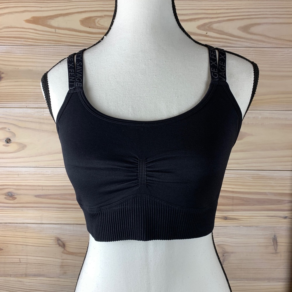Savage X Fenty Sports Bra Womens S Black Seamless Ruched Logo Strap Bralette